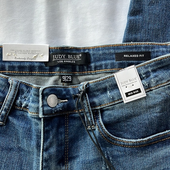 NWT Judy Blue Mid Rise Relaxed Fit “She’s All The Drama” Aztec Printed Jeans - Picture 5 of 7